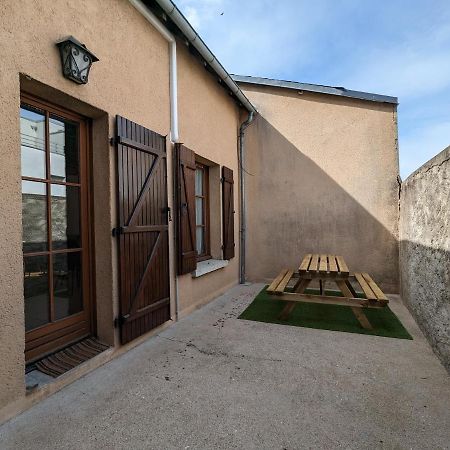 La Petite Chaume Villa Châteauroux Exteriör bild